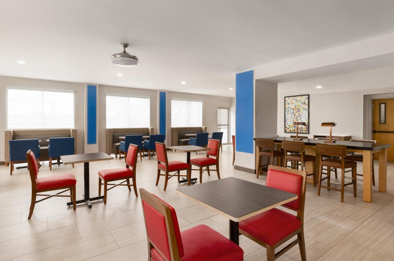 Holiday Inn Express Vero Beach-West I-95 By Ihg Exteriér fotografie