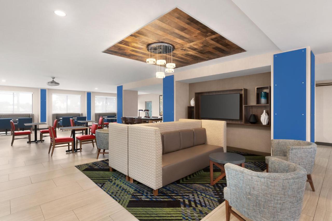 Holiday Inn Express Vero Beach-West I-95 By Ihg Exteriér fotografie