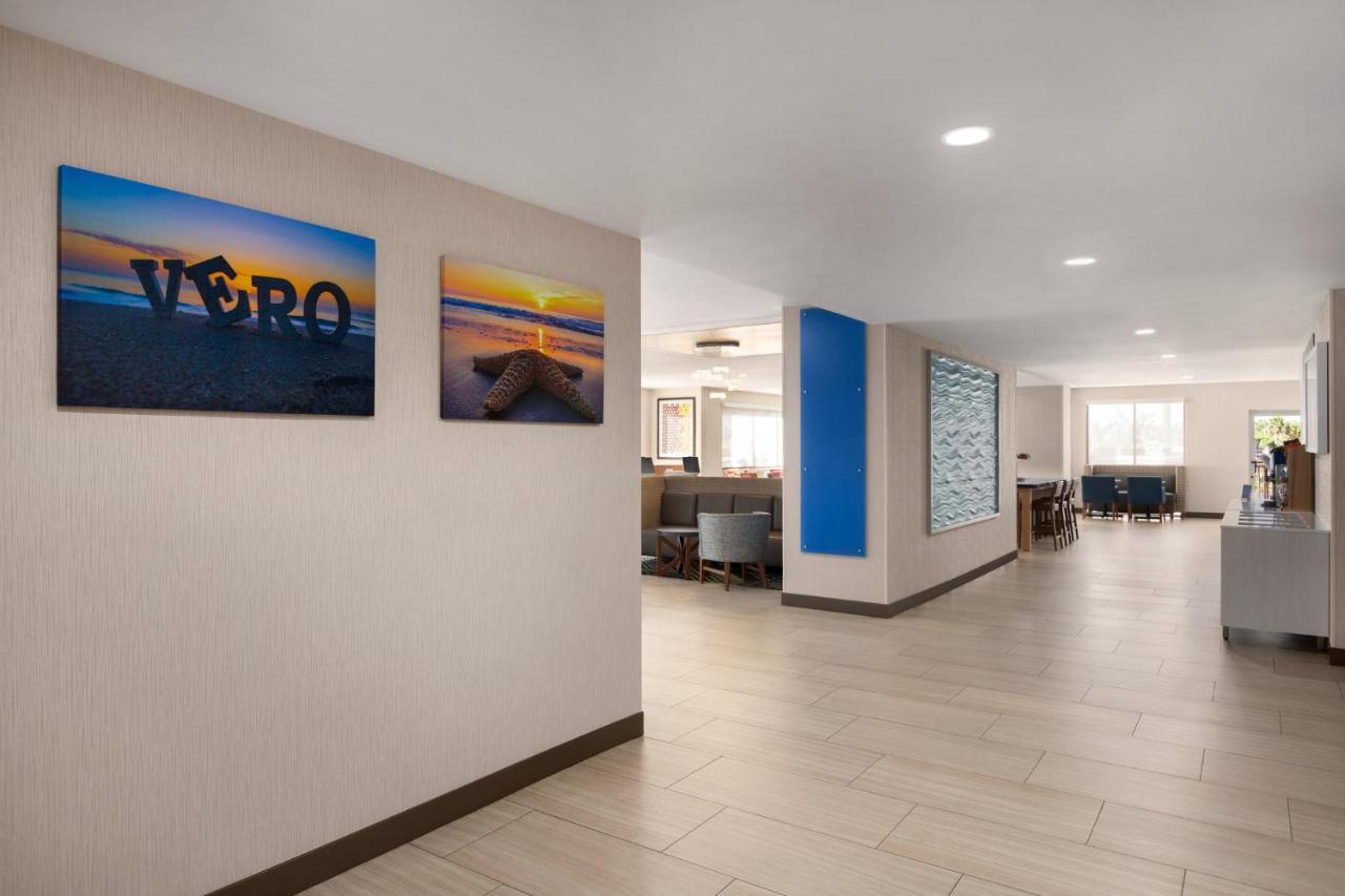 Holiday Inn Express Vero Beach-West I-95 By Ihg Exteriér fotografie