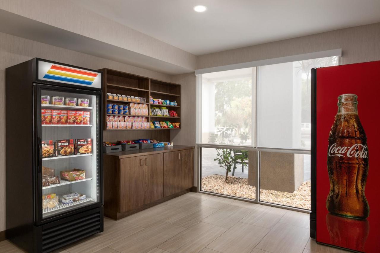 Holiday Inn Express Vero Beach-West I-95 By Ihg Exteriér fotografie