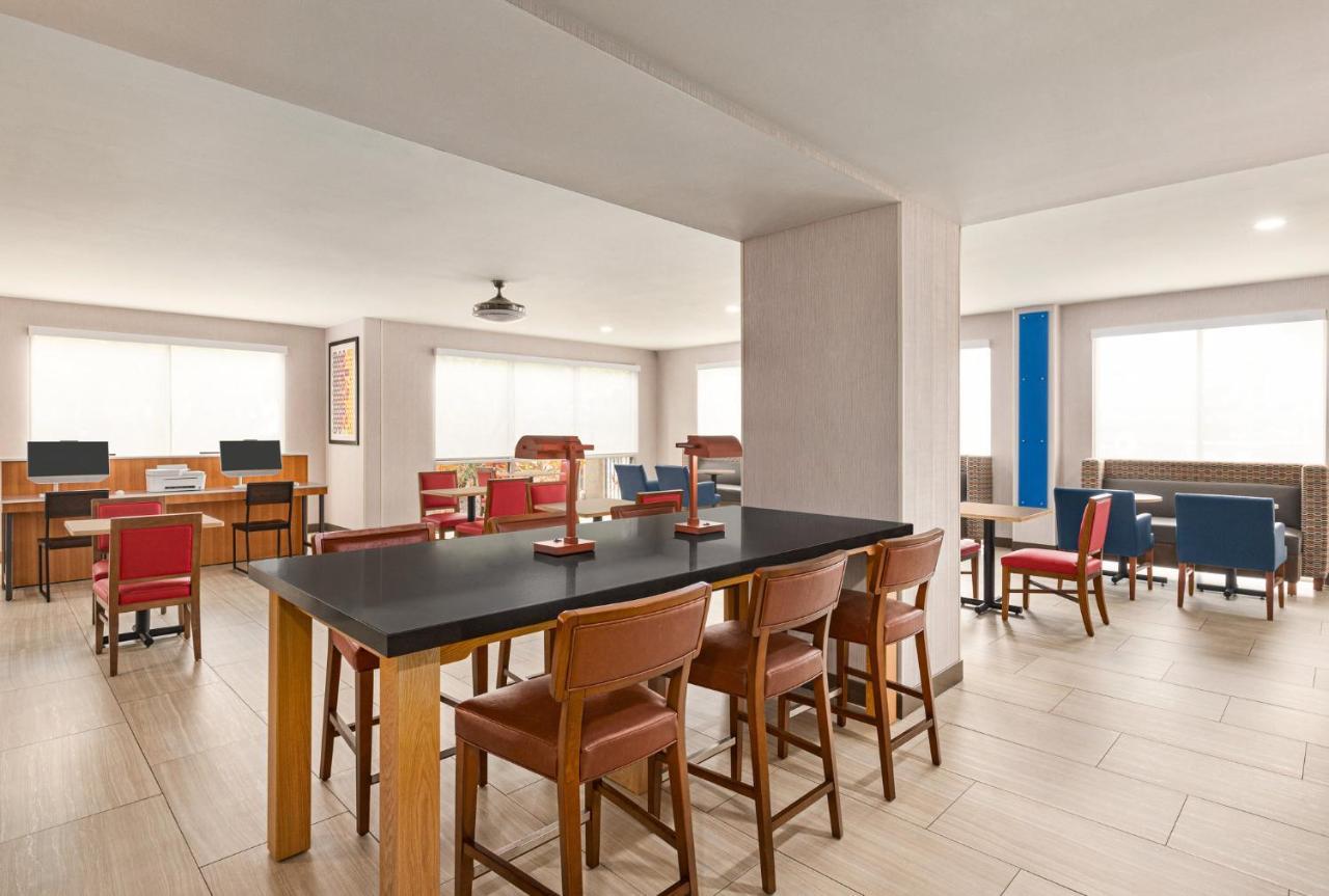 Holiday Inn Express Vero Beach-West I-95 By Ihg Exteriér fotografie
