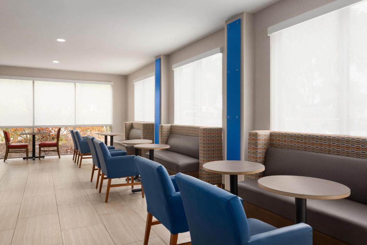 Holiday Inn Express Vero Beach-West I-95 By Ihg Exteriér fotografie