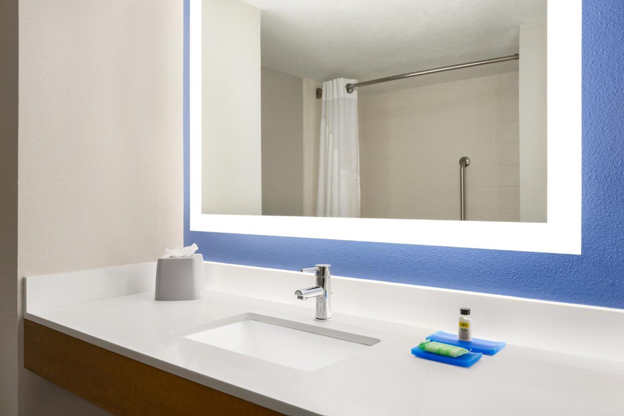 Holiday Inn Express Vero Beach-West I-95 By Ihg Exteriér fotografie