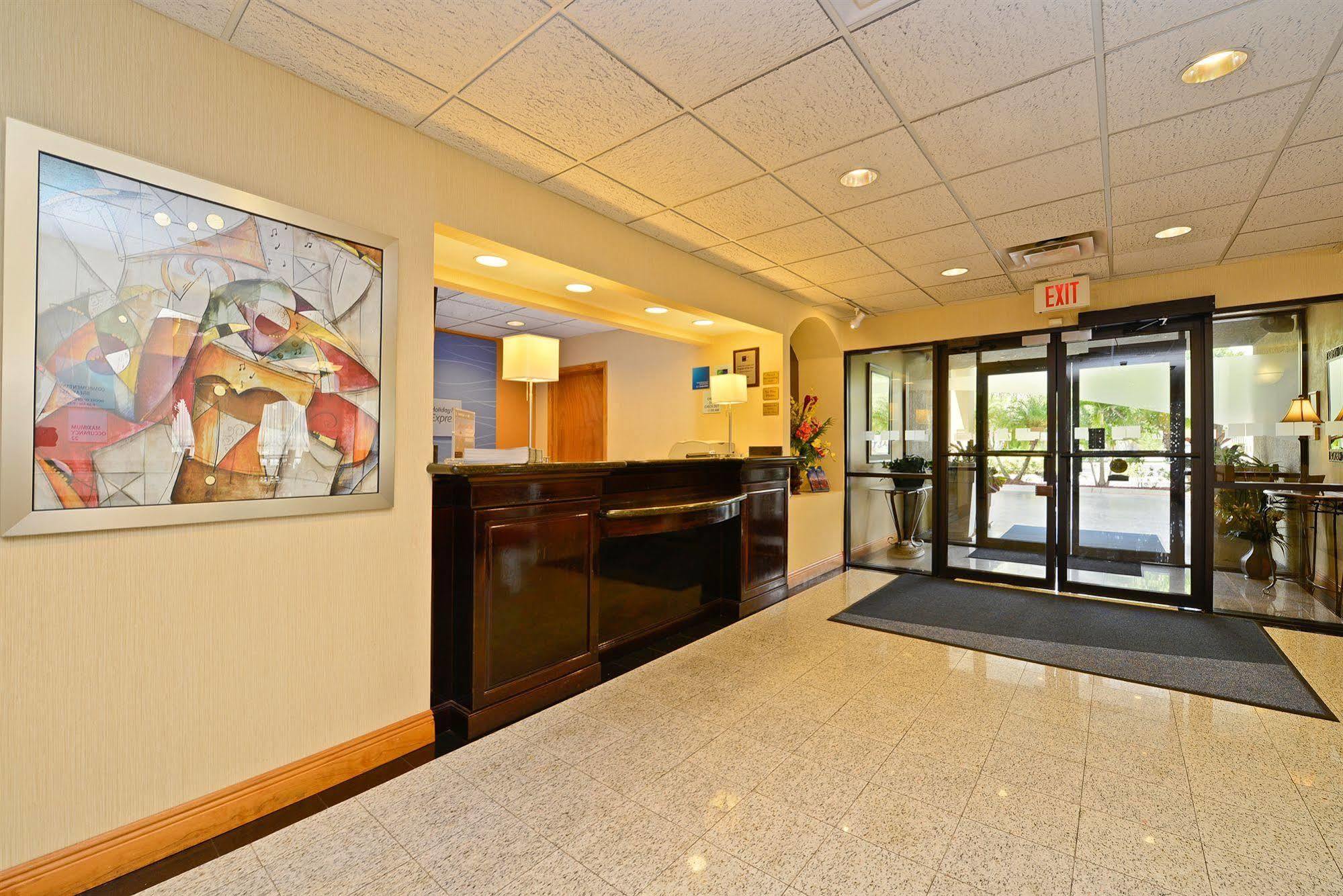 Holiday Inn Express Vero Beach-West I-95 By Ihg Exteriér fotografie
